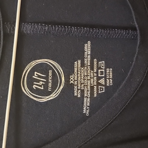 Elegant Navy Blue Sleeveless Dress - Picture 3 of 3